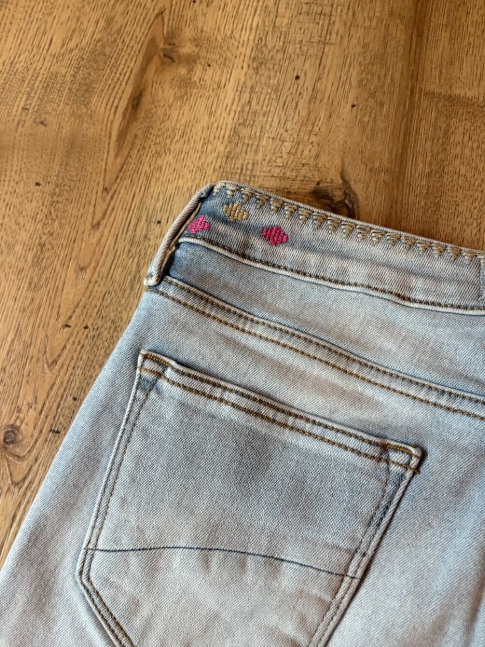 Driftwood Jackie High Rise Jeans Women's 29 Blue Embroidered Aztec Boho Western - Picture 6 of 11